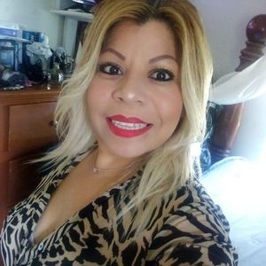 Meet your Posher, Adelaida